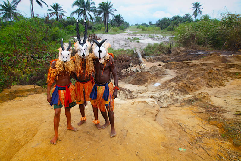 Brotherhood_-from-Karikpo-Pipeline-video-and-photo-series-2
