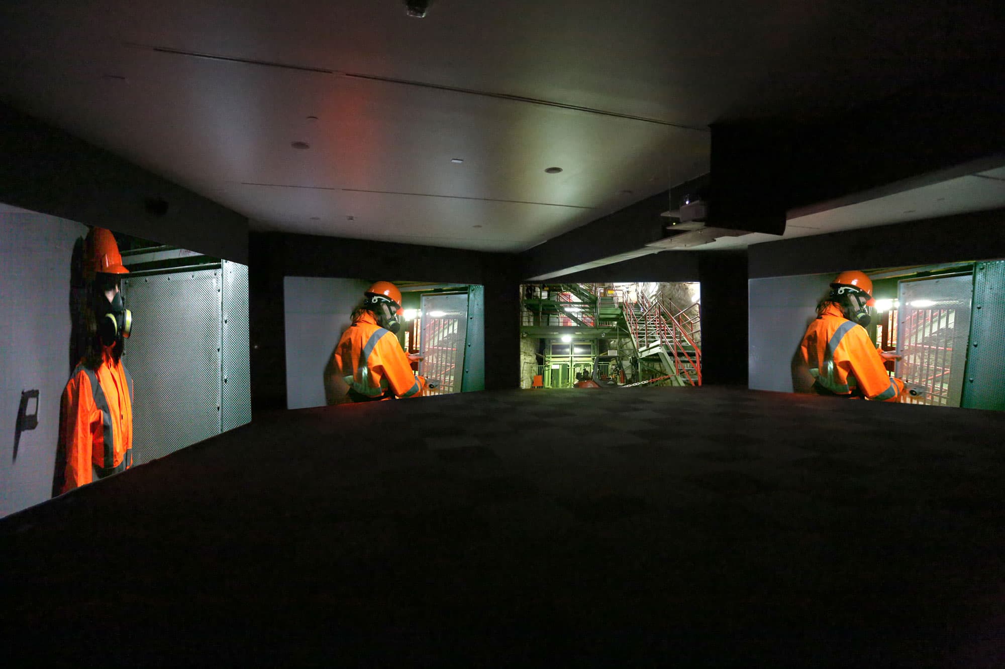 Can’t-Find-My-Way-Home-installation-view-at-Blaffer-Art-Museum–(2)