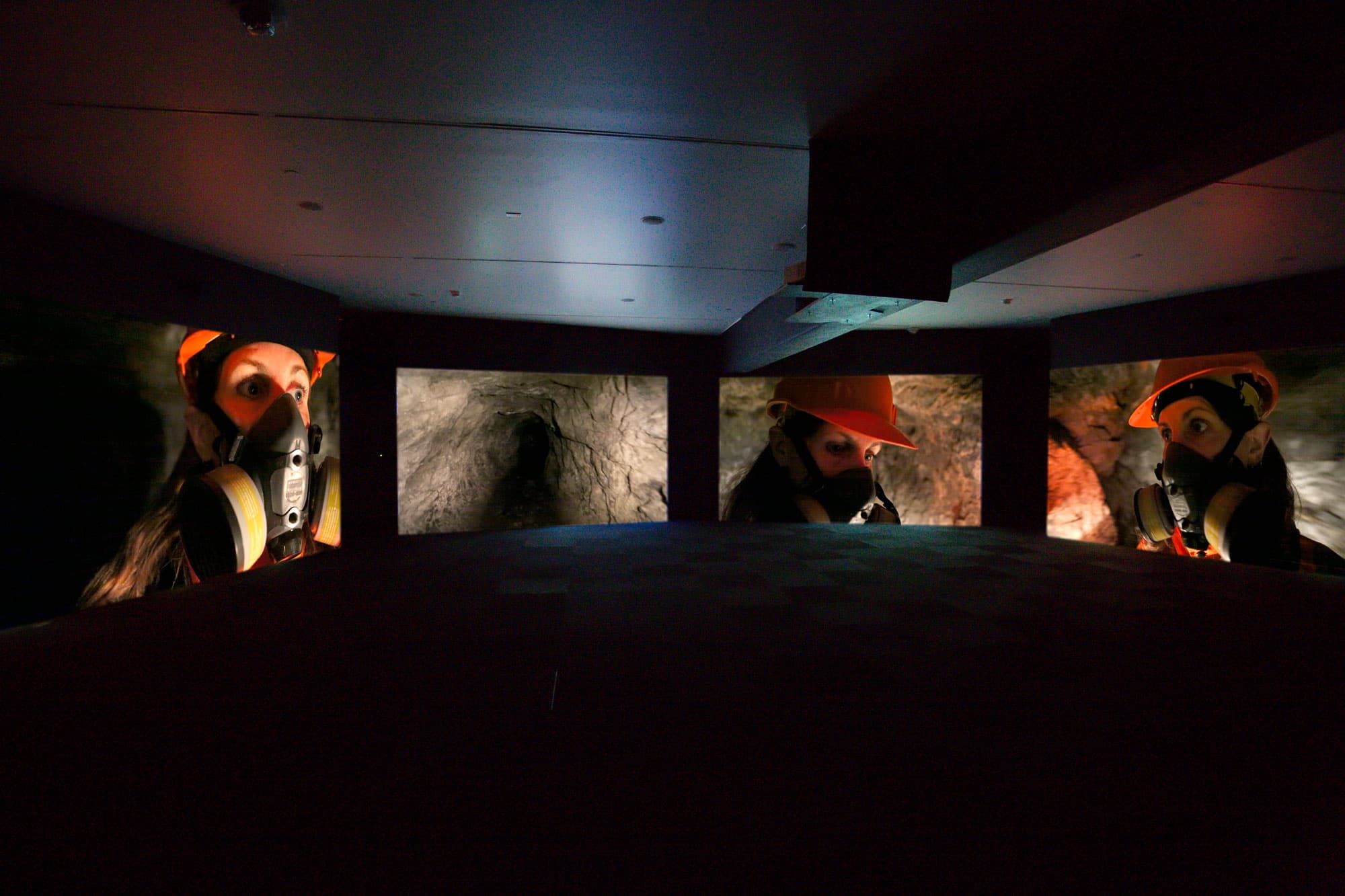 Can’t-Find-My-Way-Home-installation-view-at-Blaffer-Art-Museum–(3)
