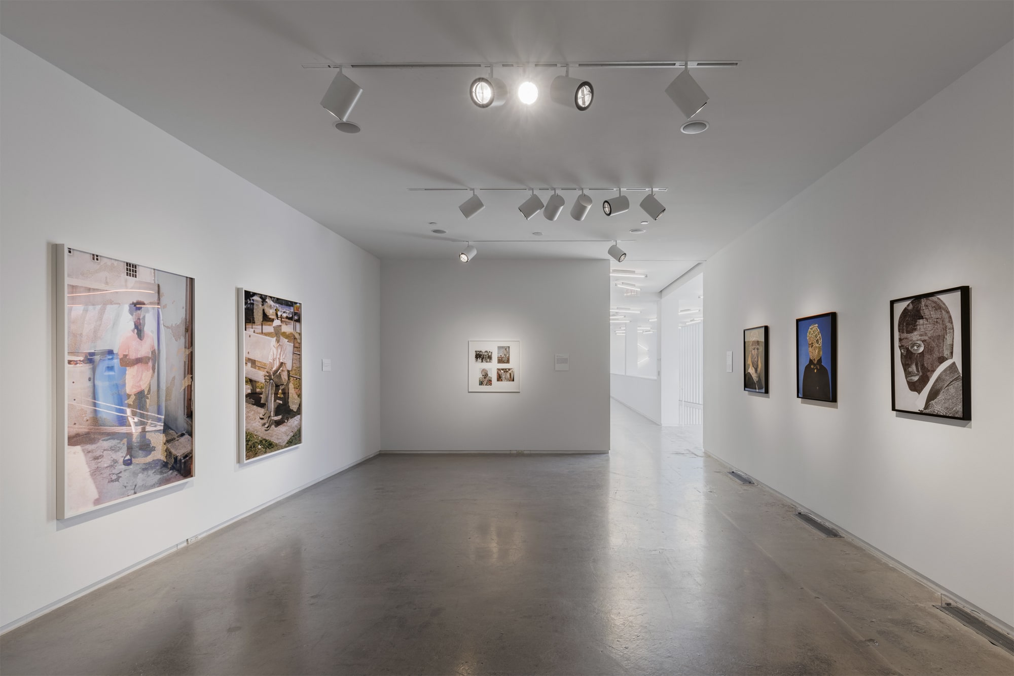 Paul Anthony Smith, Standing In, Blaffer Art Museum, Exhibition Images